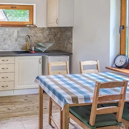 Lovely In Choczewo With Kitchenette Casa de Férias Slajszewo